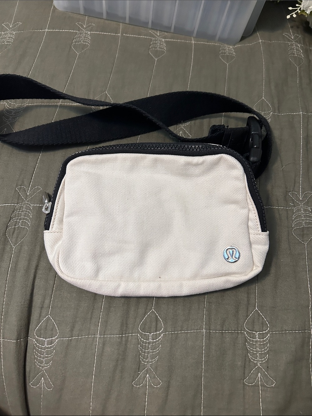 lululemon athletica Cream Crossbody Belt Bag with Black Strap